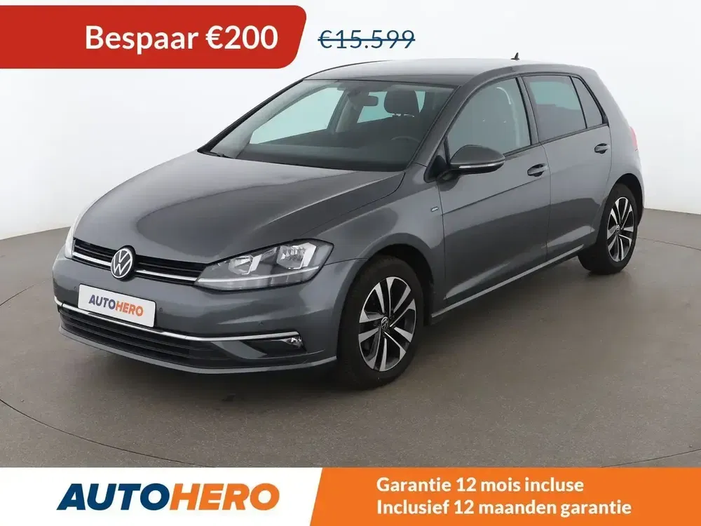 Volkswagen Golf - 0