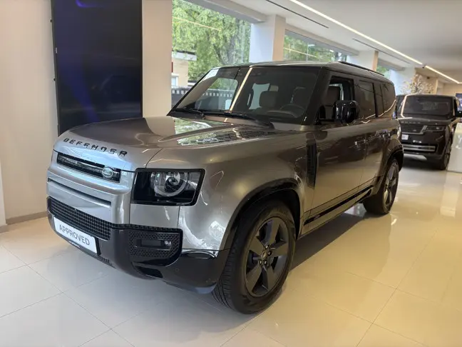 Land Rover Defender - 0
