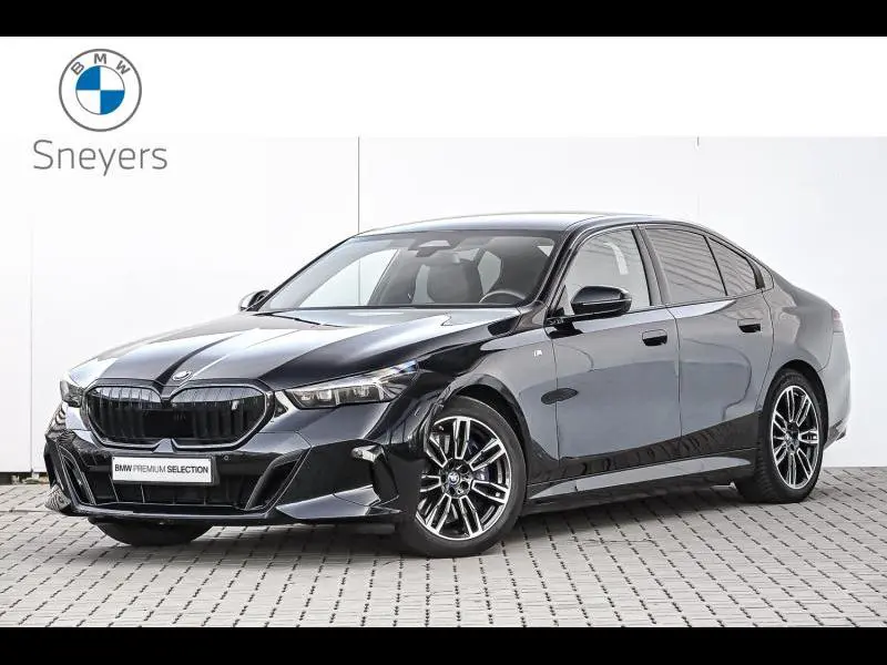 BMW i5 - 0