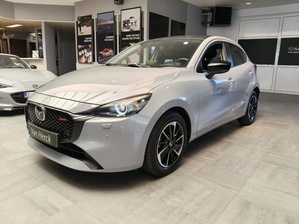 Mazda 2 - 0