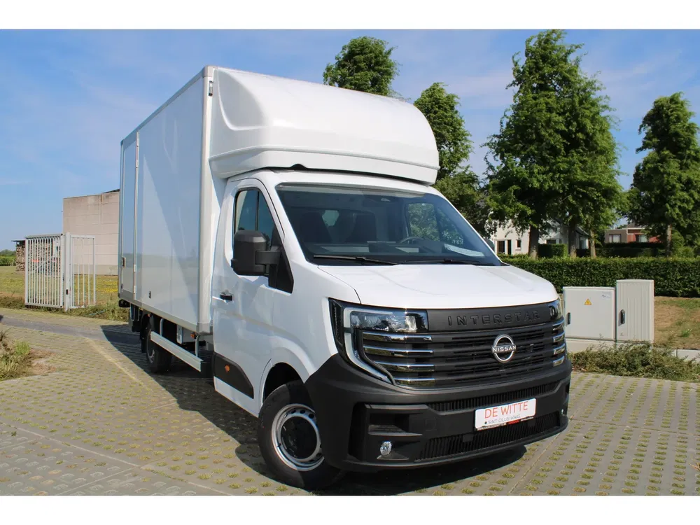 Nissan Interstar - 0