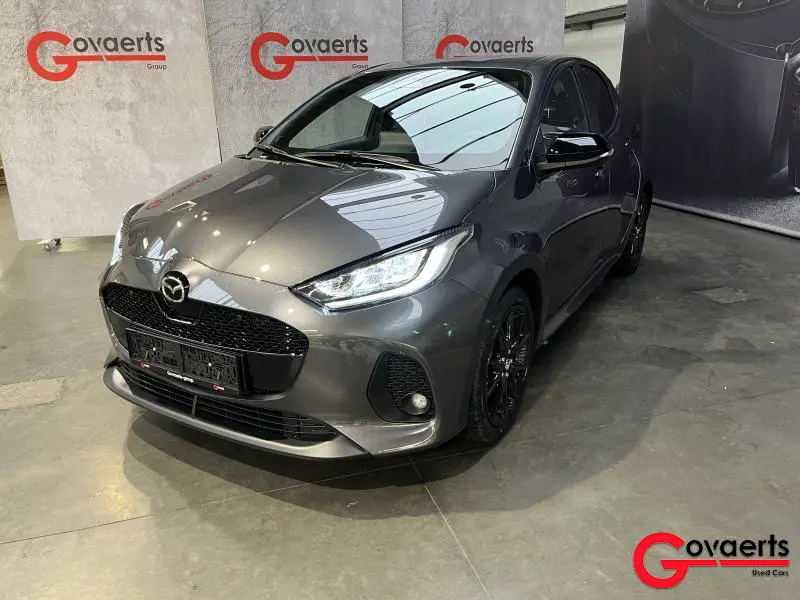 Mazda 2 - 0