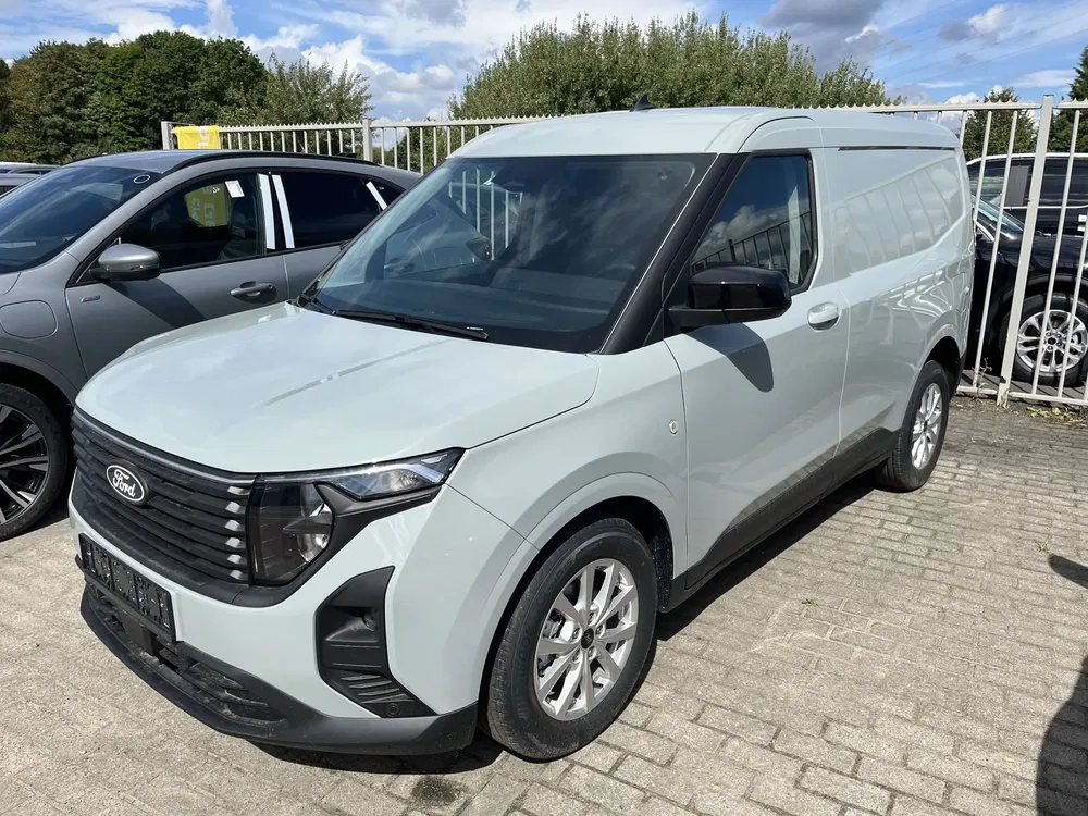 Ford Transit Courier - 0