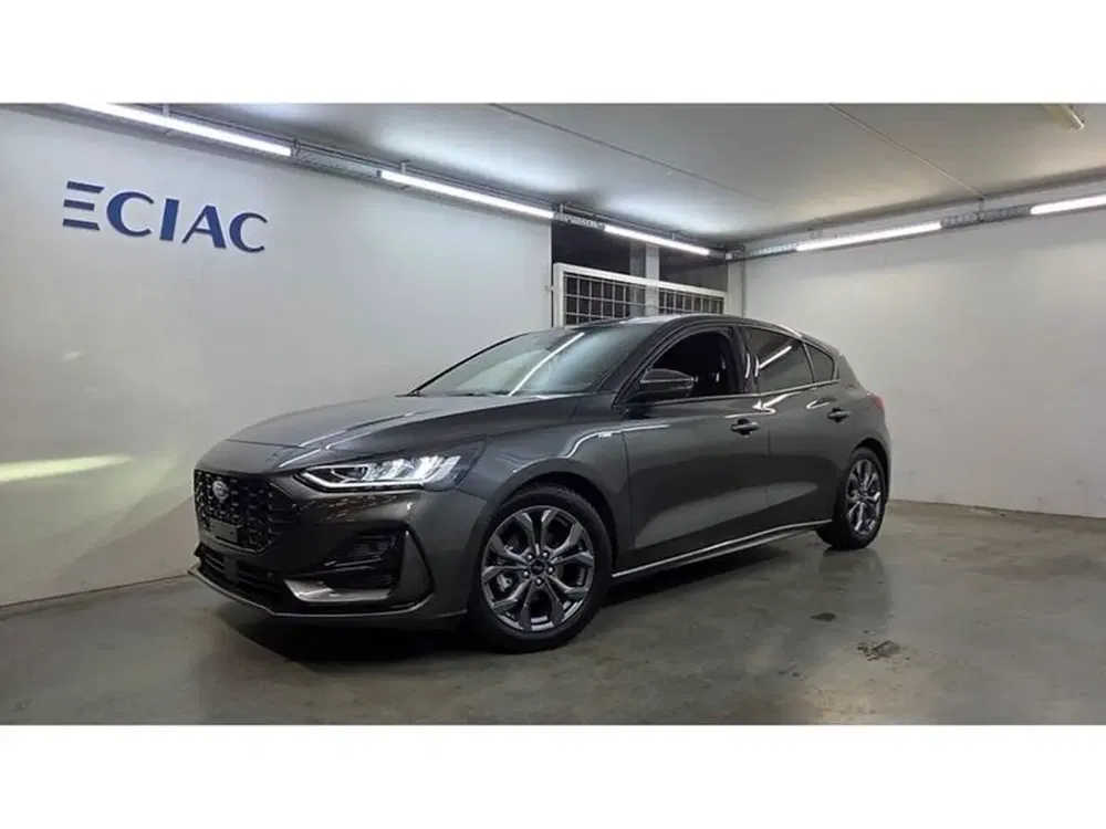 Ford Focus - 0