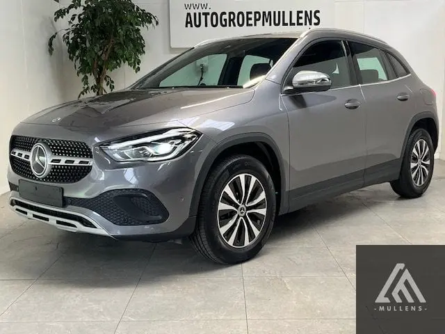 Mercedes GLA 180 - 0