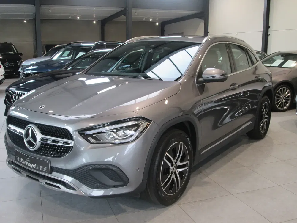 Mercedes GLA 180 - 0
