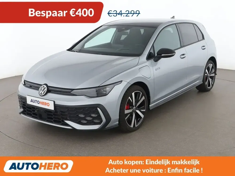 Volkswagen Golf - 0