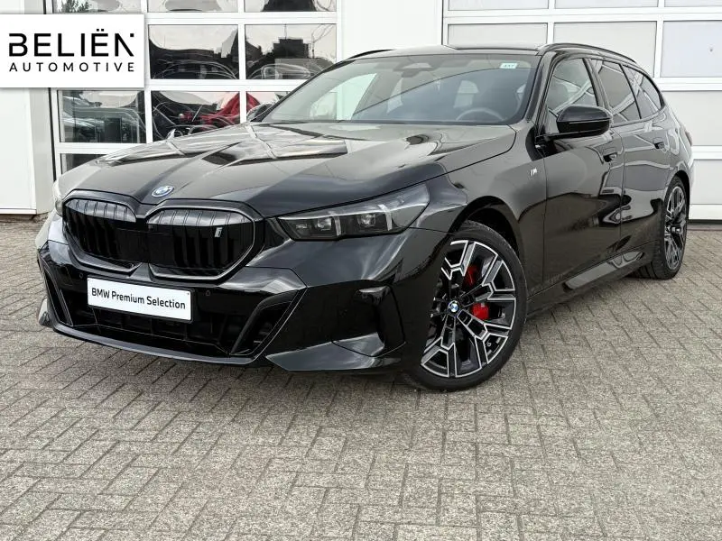 BMW i5 - 0