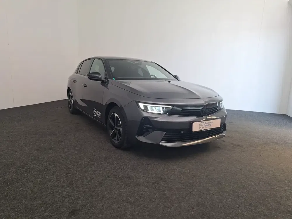 Opel Astra - 0