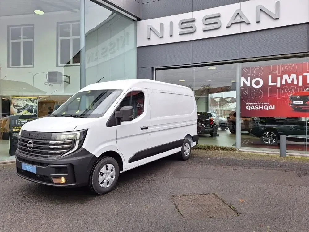 Nissan Interstar - 0