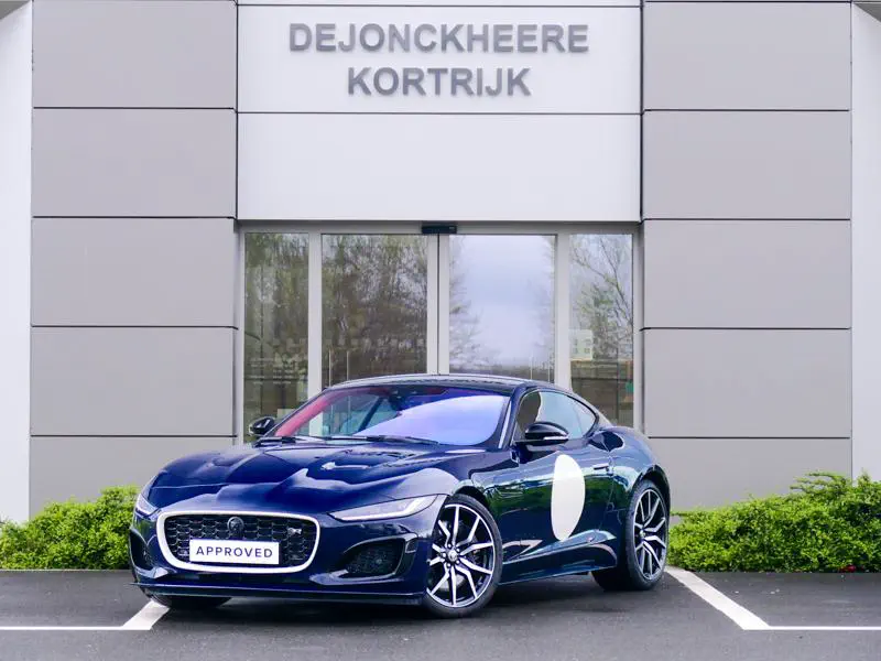 Jaguar F-Type - 0