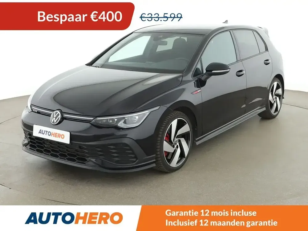 Volkswagen Golf - 0