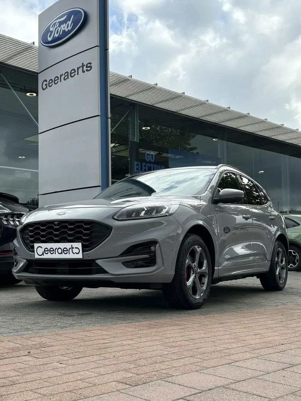 Ford Kuga - 0