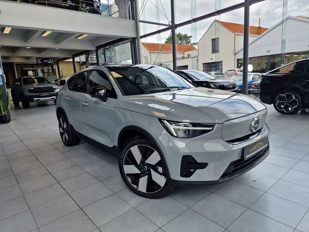 Volvo C40 - 0