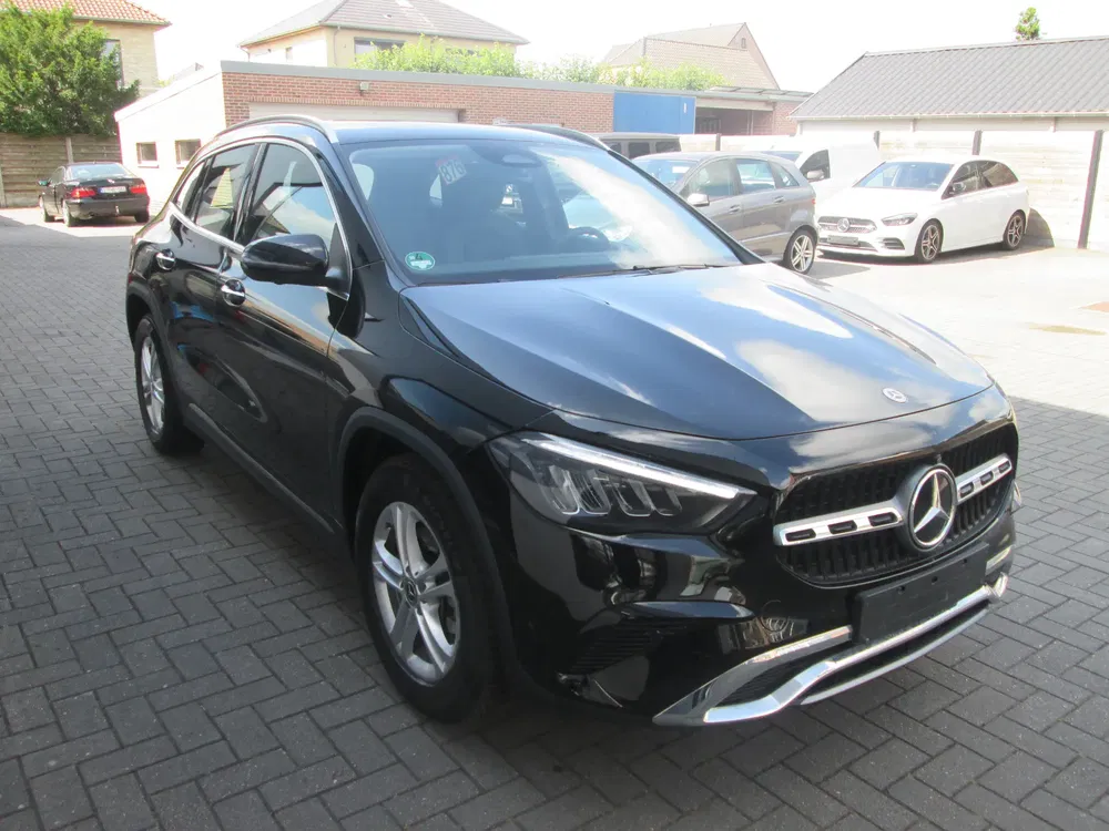 Mercedes GLA 200 - 0