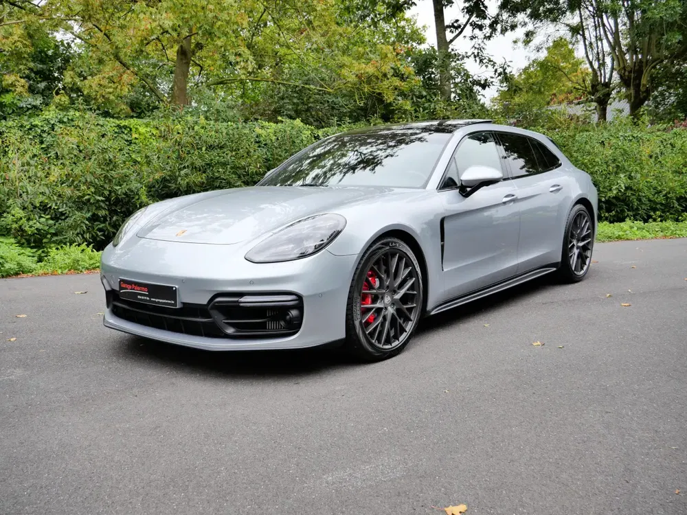 Porsche Panamera - 0
