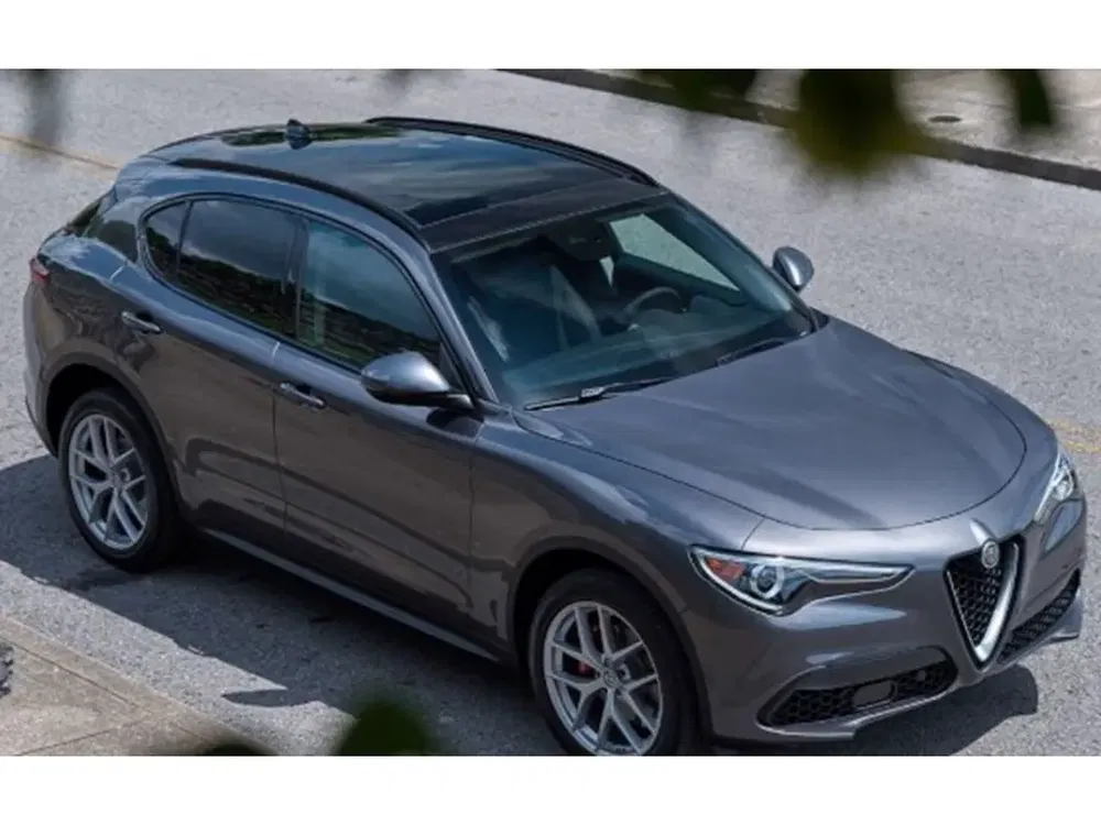 Alfa Romeo Stelvio - 0