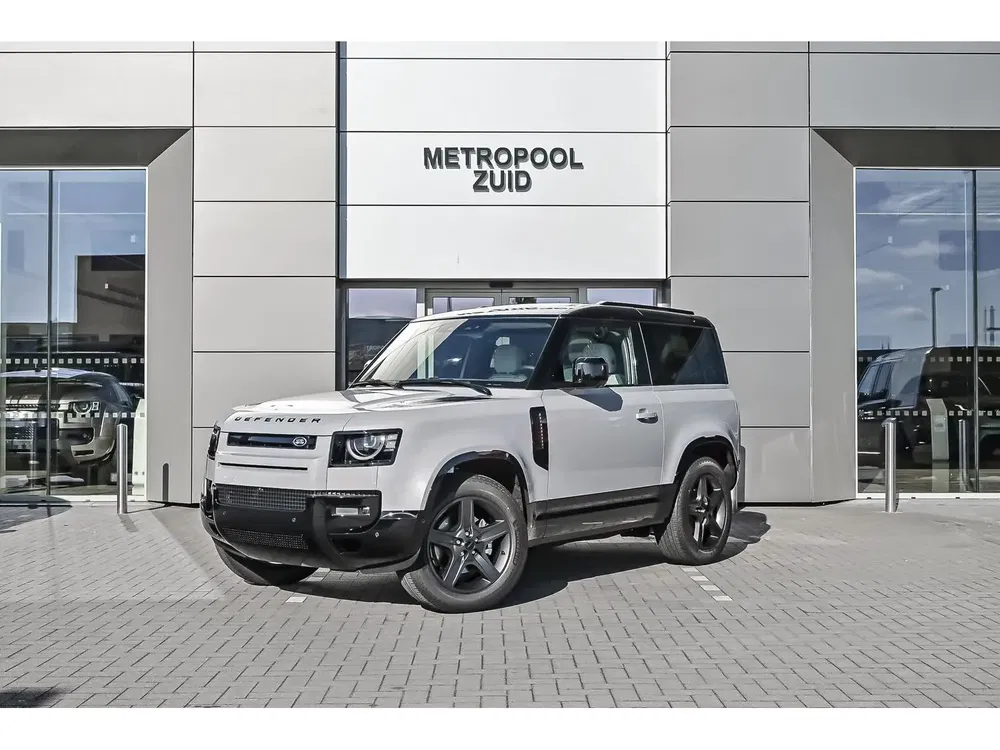 Land Rover Defender - 0