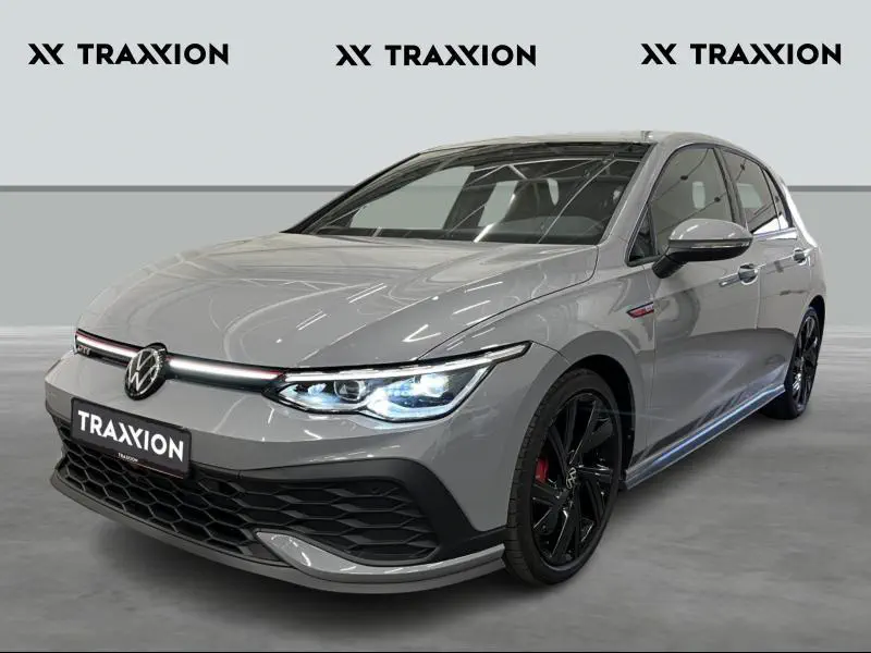 Volkswagen Golf GTI - 0