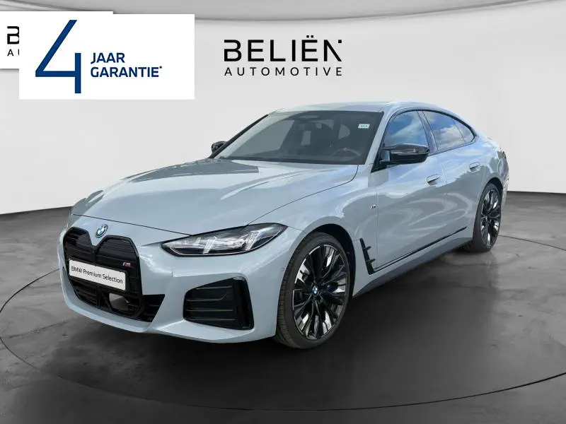 BMW i4 - 0