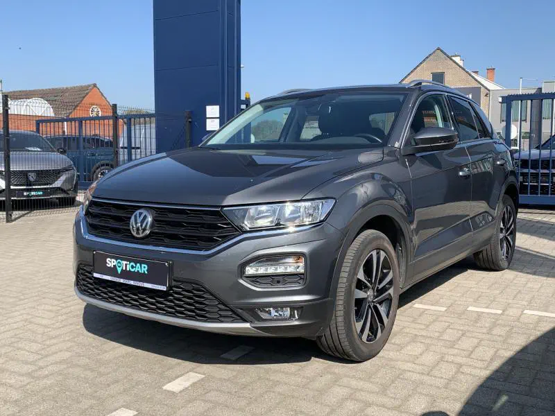 Volkswagen T-Roc - 0