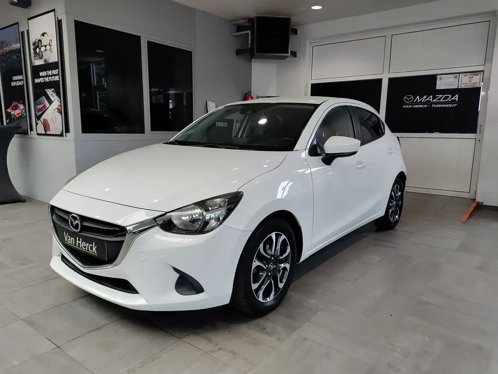 Mazda 2 - 0