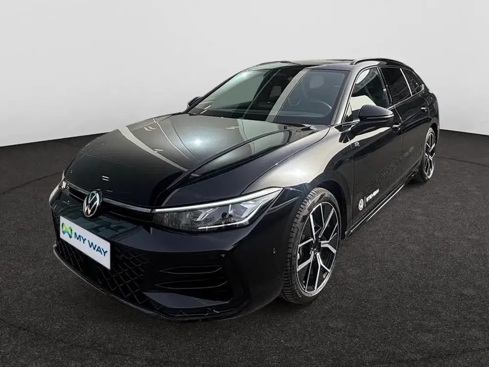 Volkswagen Passat - 0