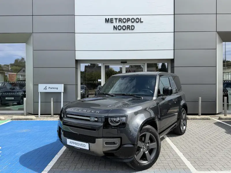 Land Rover Defender - 0
