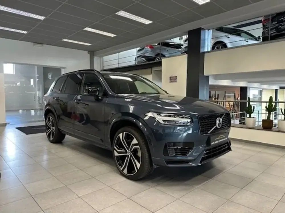 Volvo XC90 - 0