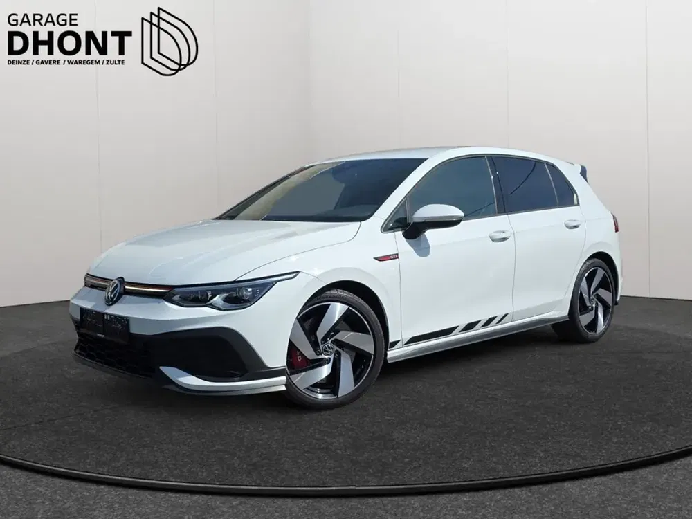 Volkswagen Golf GTI - 0