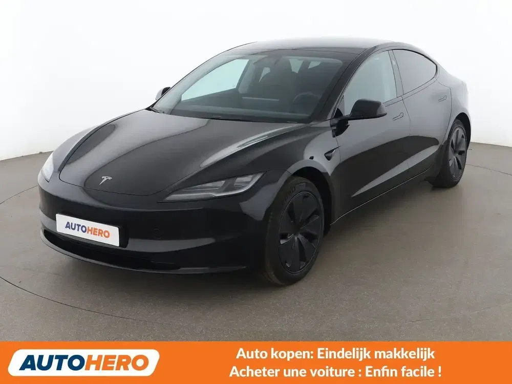 Tesla Model 3 - 0