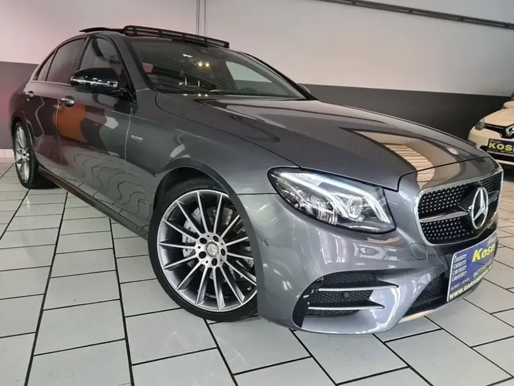 Mercedes E 43 AMG - 0