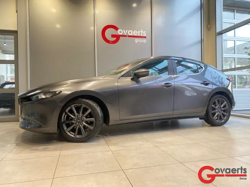 Mazda 3 - 0
