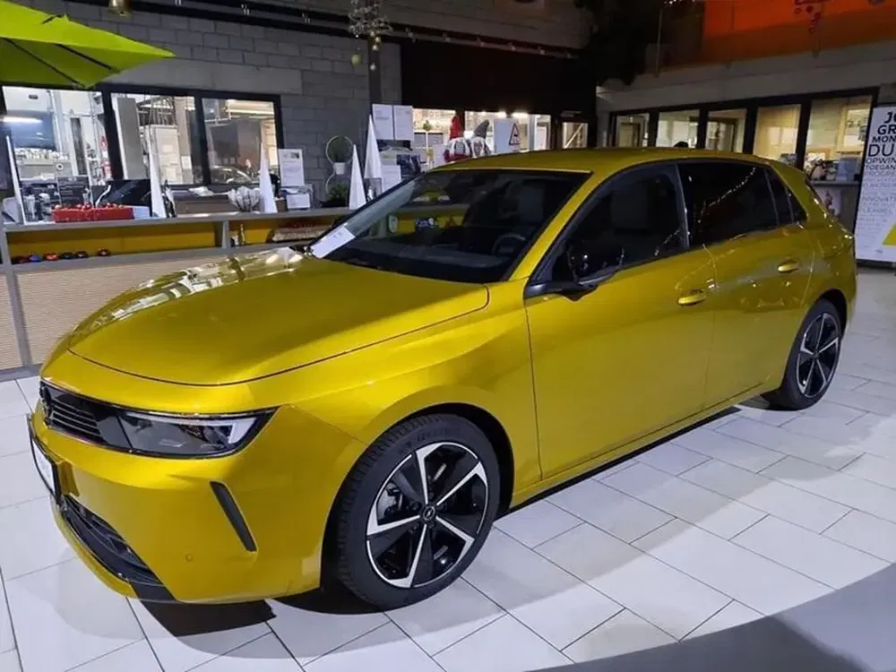 Opel Astra - 0