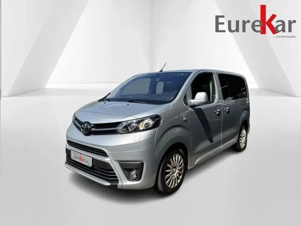 Toyota Verso - 0