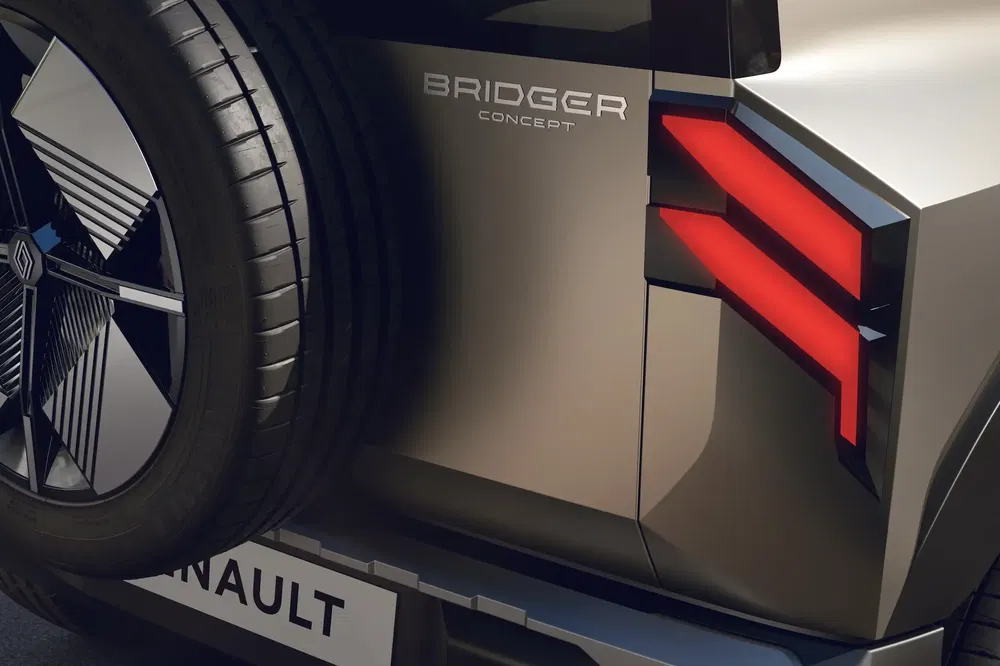 Concept Bridger de Renault avec design arrière innovant et feux arrière distinctifs.