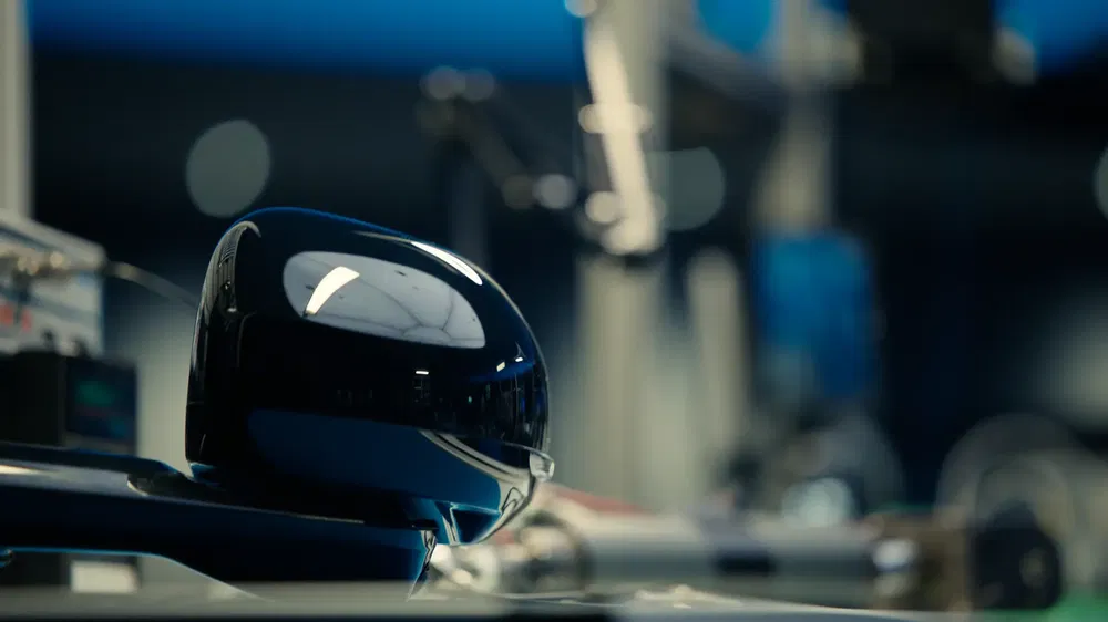 Casque de réalité virtuelle moderne avec arrière-plan flou dans un laboratoire technologique.