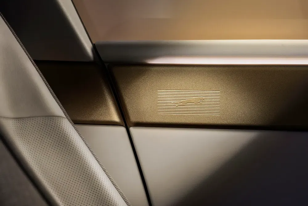 Hyundai-autointerieur, luxueus ontwerp met een minimalistische, moderne stijl.