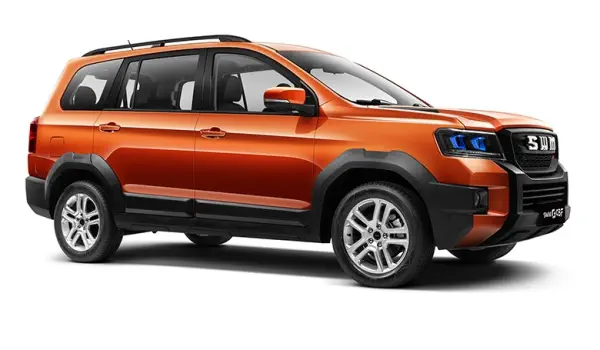 SUV SWM G05 orange avec phares à LED et jantes en alliage.