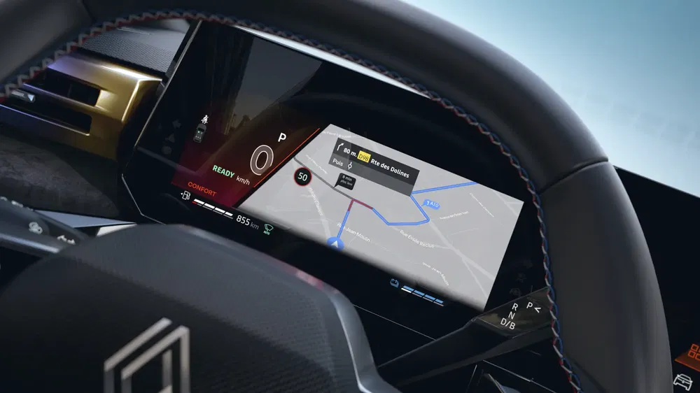 Binnenkant van Peugeot 408 met digitaal navigatiescherm en stuurwiel.