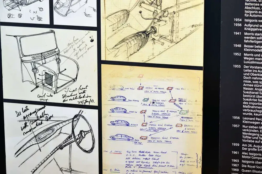 Historische automobielontwerpen met gedetailleerde schetsen en handgeschreven aantekeningen.