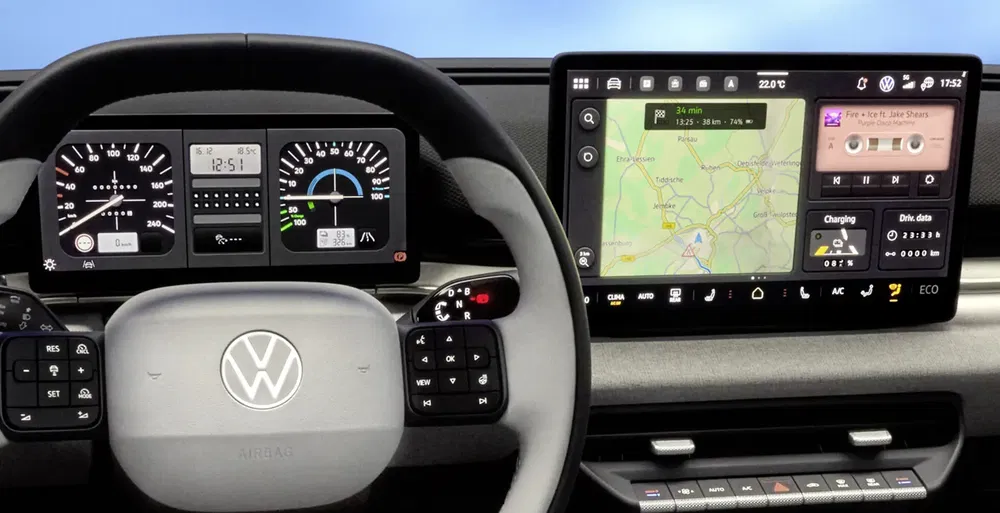 Intérieur de voiture Volkswagen moderne avec tableau de bord numérique et écran de navigation GPS.
